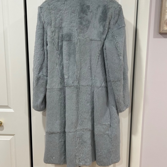 Gallery rabbit fur coat (Women’s Large) - Picture 3 of 3